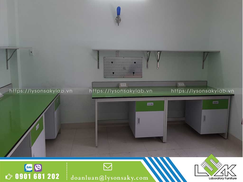 Bàn thao tác công nghiệp