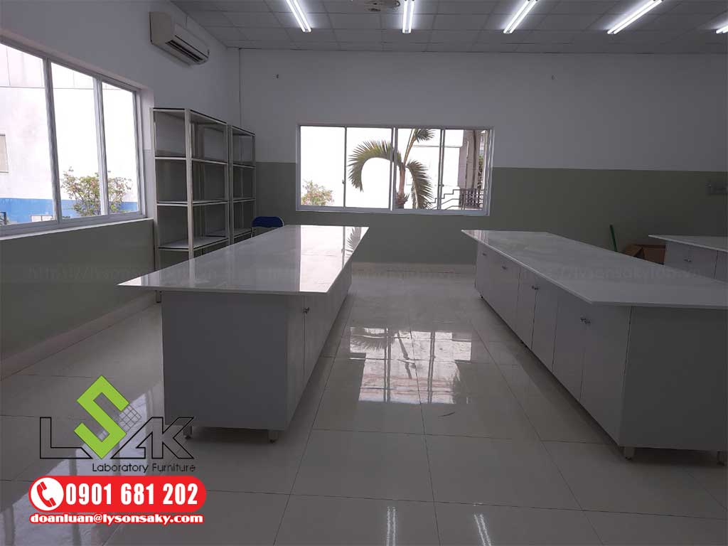 nội thất phòng thí nghiệm Khoa Y Trường Đại Học Hồng Bàng