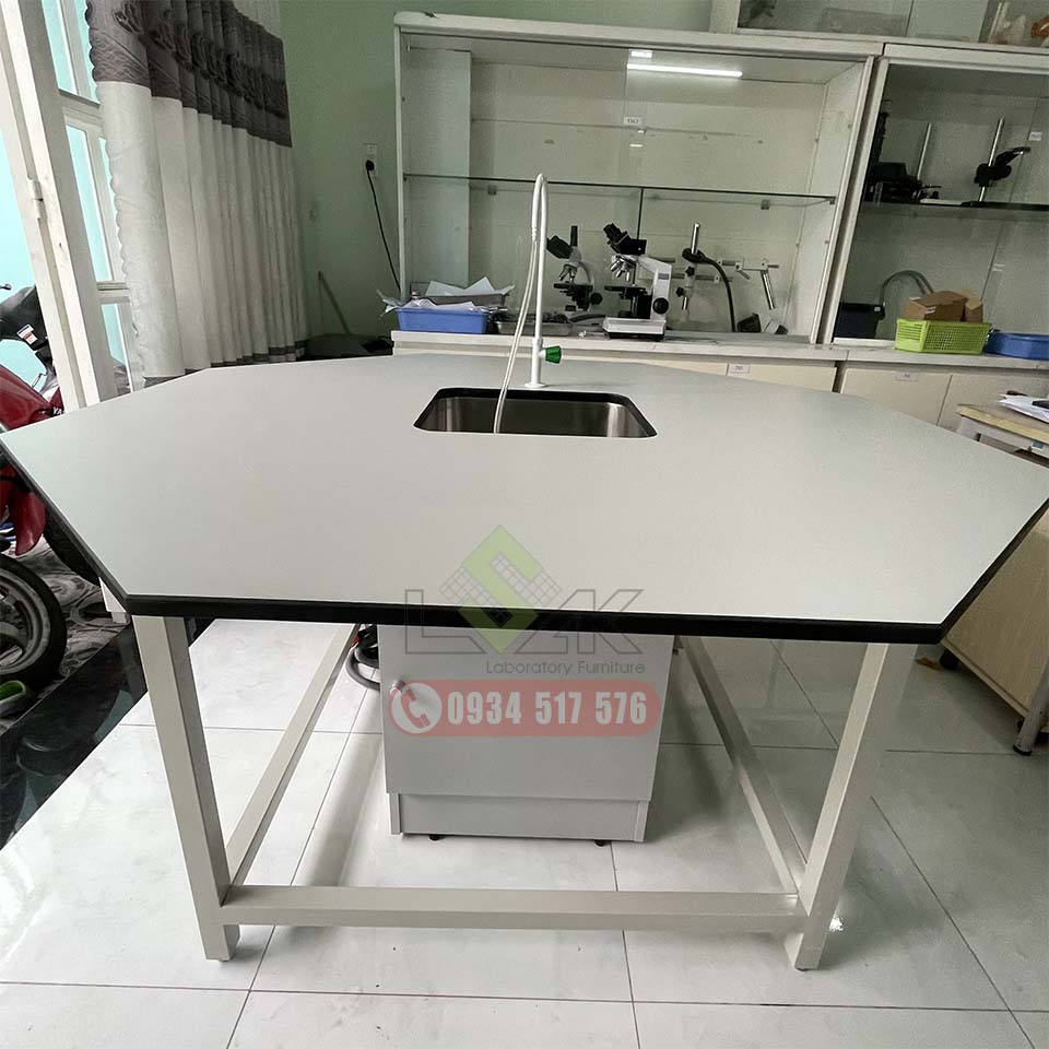 Bàn thí nghiệm bát giác