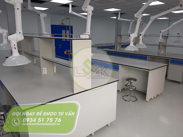 Chụp hút khí di động nhà máy sản xuất sơn Công ty AkzoNobel