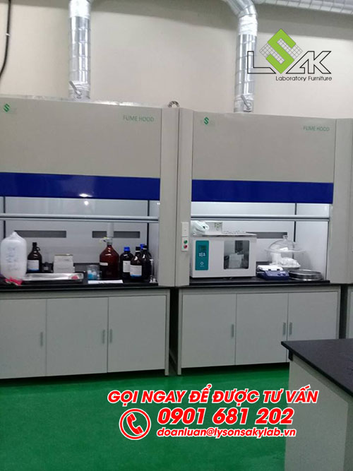 Tủ hút khí độc phòng lab phòng QC nhà máy Kolon Industries Việt Nam