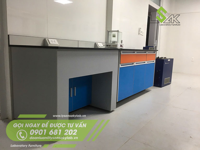 Bàn cân chống rung nội thất phòng lab