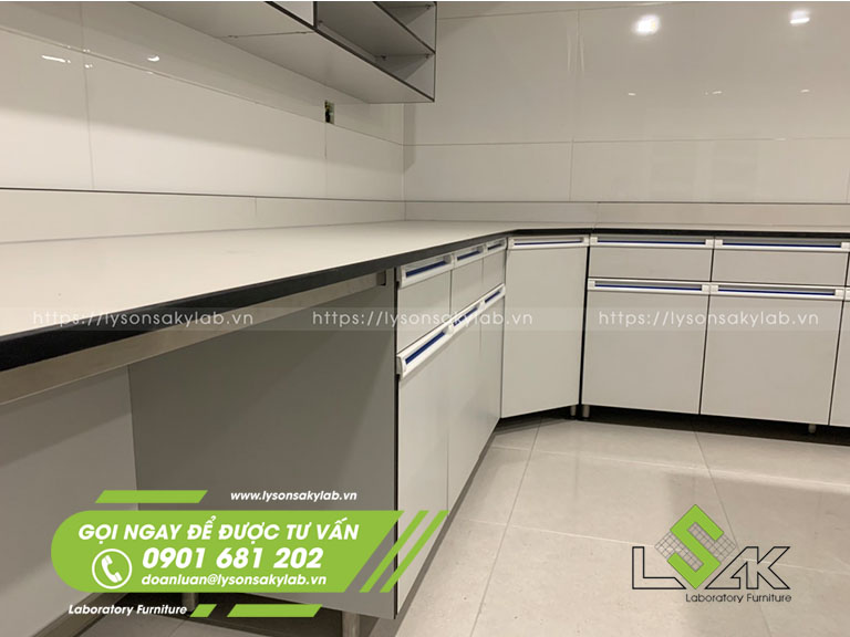 Bàn thí nghiệm áp tường chữ L