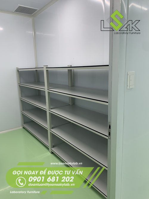 Kệ lưu mẫu phòng thí nghiệm bằng khung thép sơn tĩnh điện kích thước 40x40x1.2mm. chia làm 5 tầng