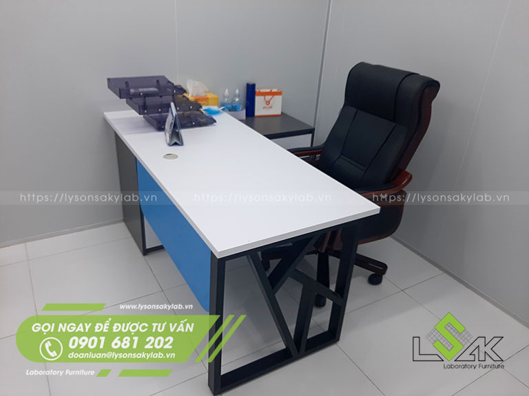 Bàn làm việc hình chữ L (1600x700x750) + (500x450x500)mm DxRxC