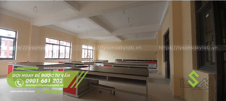 Thi công nội thất phòng thí nghiệm Trường Ngô Thời Nhiệm