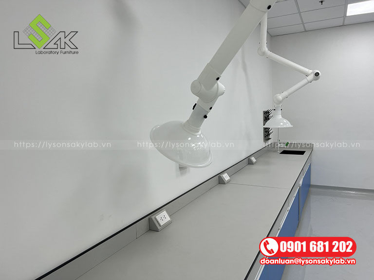 Tay hút di động gắn trần phòng thí nghiệm