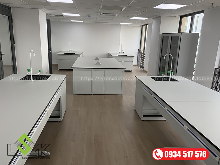 Bàn thí nghiệm Hóa Sinh khung thép sơn tĩnh điện