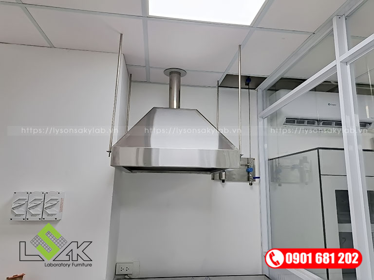 Chụp hút mùi inox phòng lab