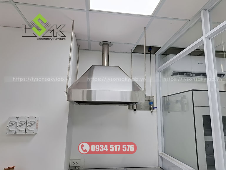 Chụp hút mùi inox cho nồi hấp tiệt trùng phòng thí nghiệm