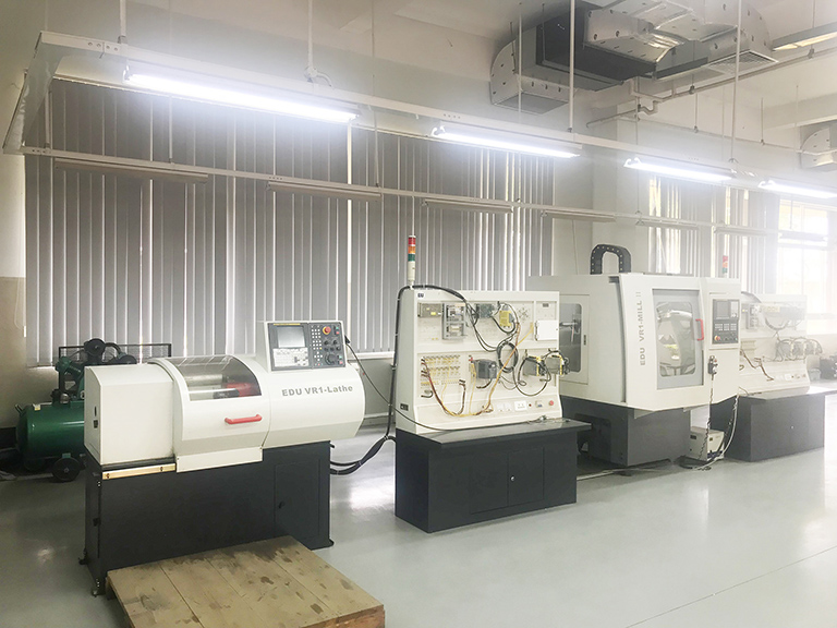 Phòng thực hành CAD/CAM/CNC