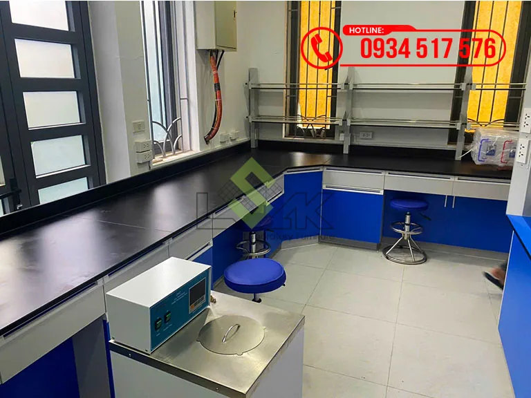 thi-cong-noi-that-phong-lab-moi-truong-cho-an-phat-ha-noi-3