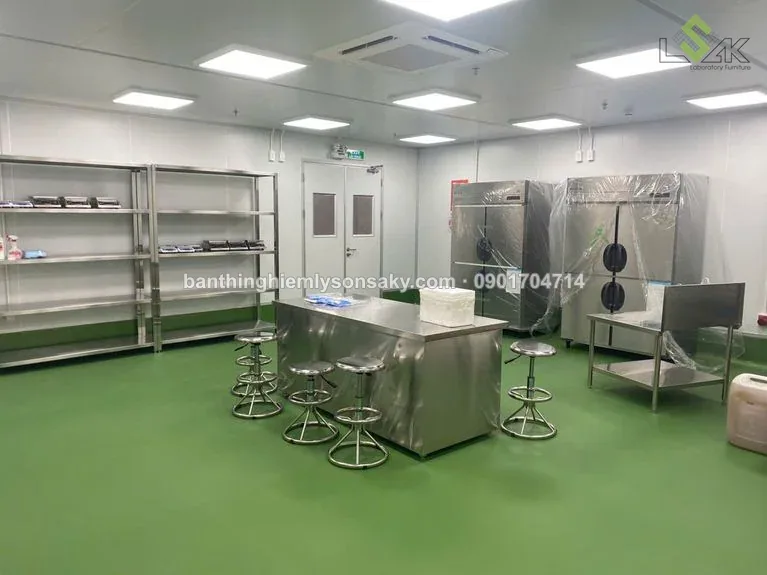 Toàn cảnh noi that inox phòng sach