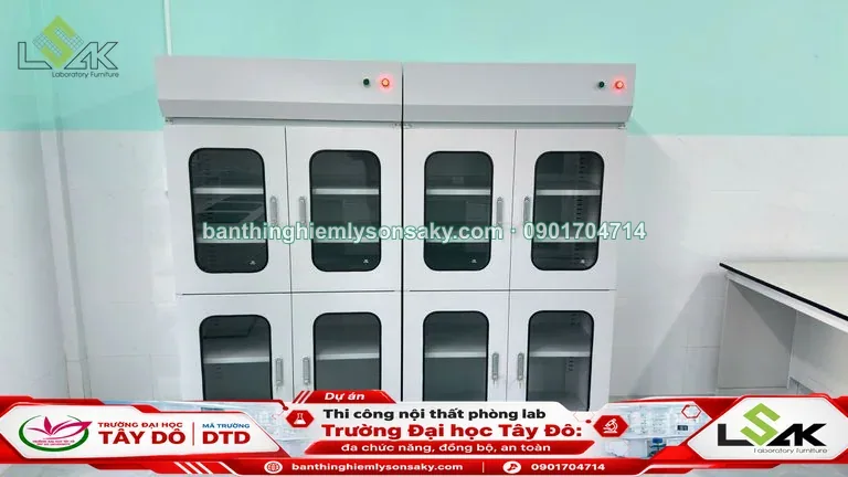 Tủ dung cu phòng thí nghiệm