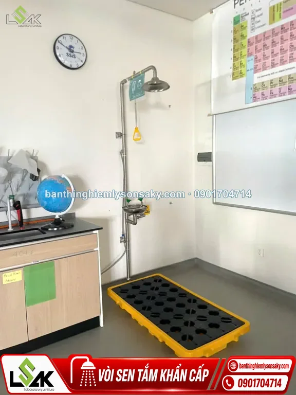 Vòi sen tắm khẩn cấp - 2